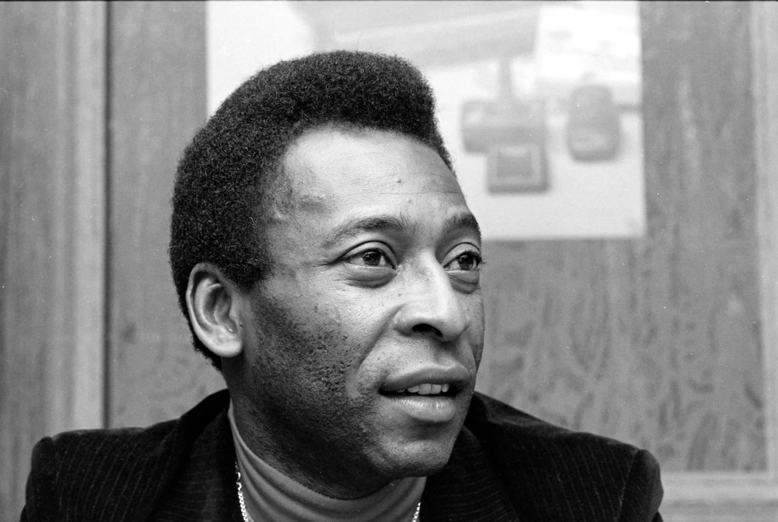 O herói de mil gols: os sacrifícios (e a húbris) de Edson para eternizar Pelé