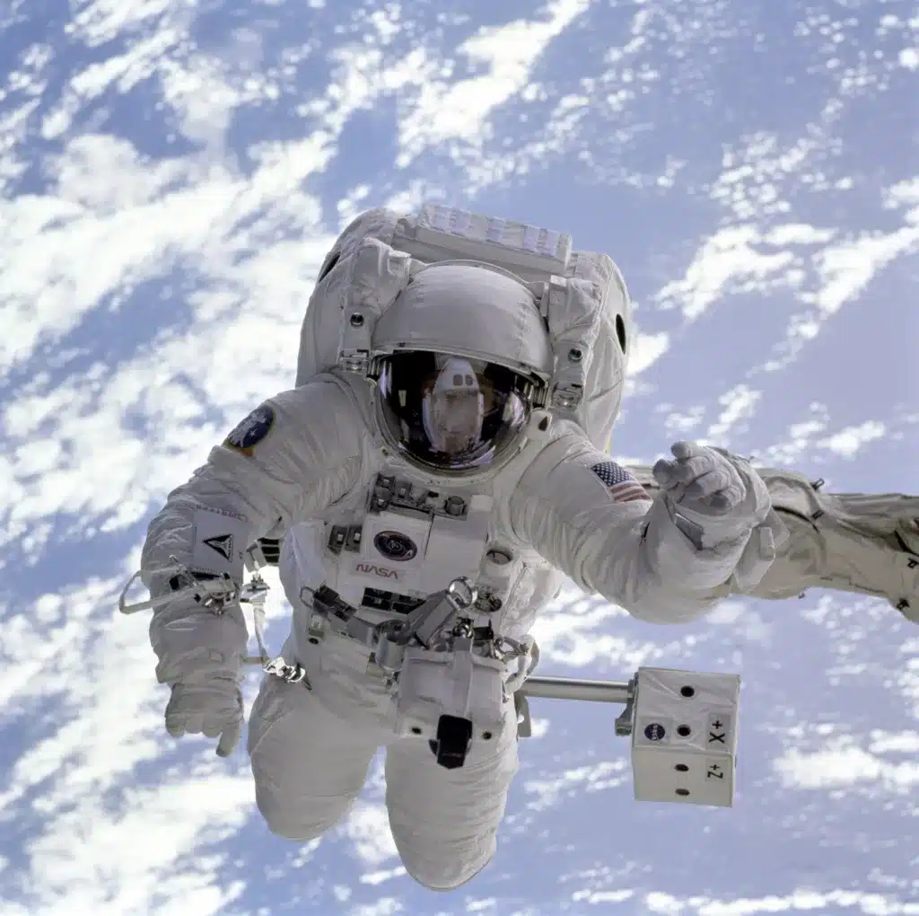 O eu astronauta: O futuro é uma astronave que tentamos pilotar?
