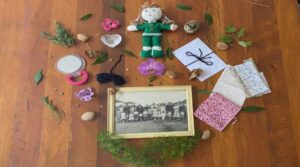 Este artigo busca tangenciar informações de relatórios de saúde mental da criança e do adolescente e a Psicologia Analítica. O objetivo é fazer um recorte na vida psíquica desta etapa da vida e discuti-los como expressão do que se manifesta na alma das crianças e dos adolescentes e que está pedindo olhar, acolhimento, cuidado e escuta.